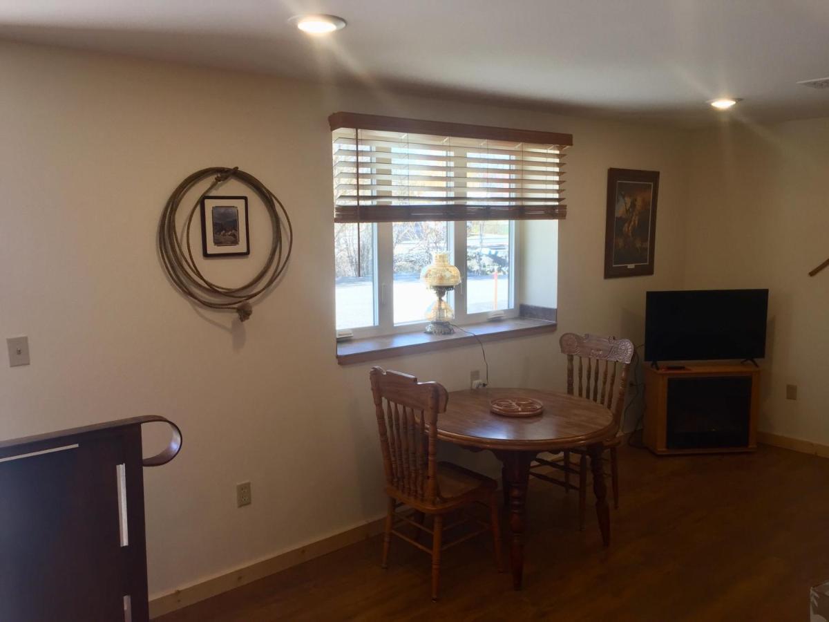 Creekside Downtown Vacation Suites, Only Adults 25 Or Older Buffalo Luaran gambar