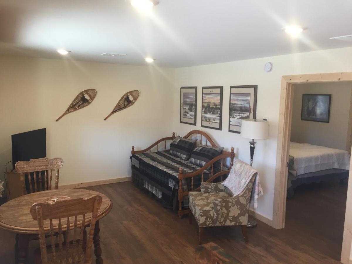 Creekside Downtown Vacation Suites, Only Adults 25 Or Older Buffalo Luaran gambar